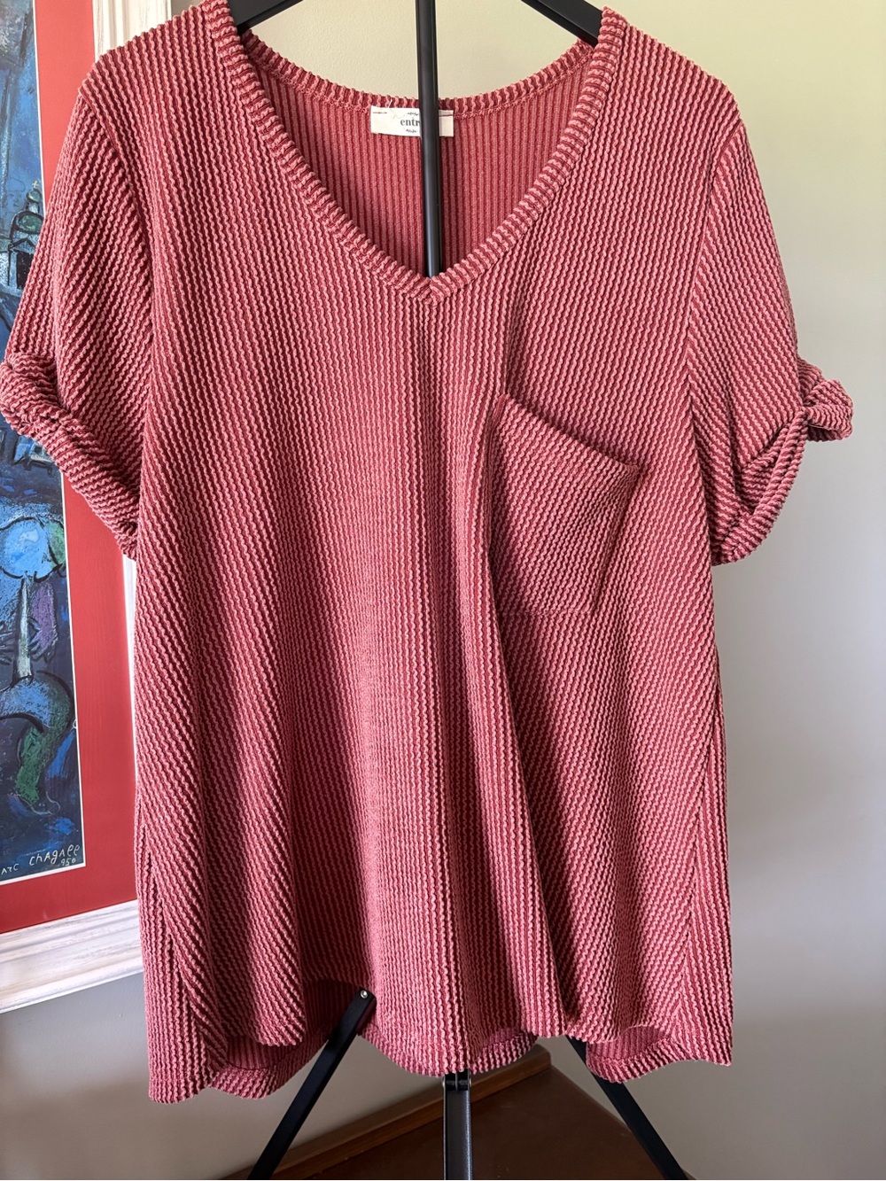 Entro Size Large V-Neck Tee with Pocket in Rust